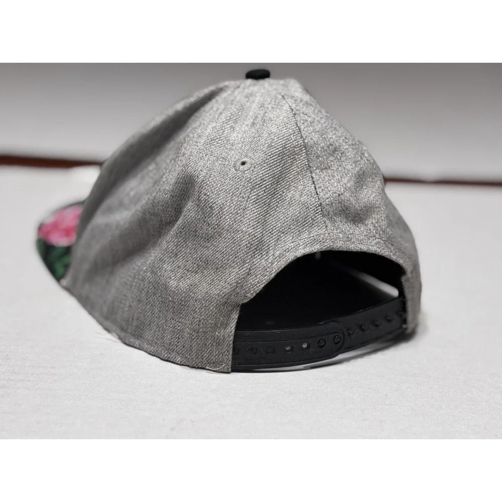 Disney Stitch Snapback Hat Gray Floral Brim Adjustable Cap Lilo‎ & Stitch OSFM